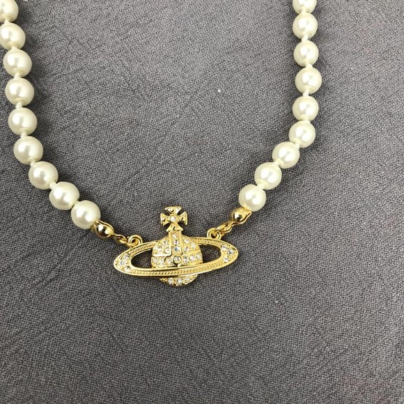BRAND NEW Vivienne westwood gold Orb Pearl Choker Necklace - Picture 3 of 11